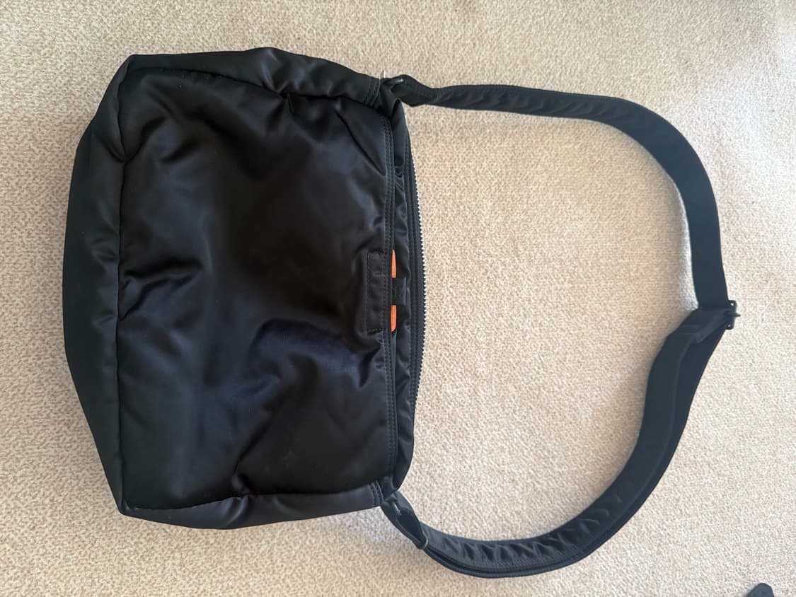 포터 올 뉴 탱커 슬링백 집 라지 블랙 상품이미지2