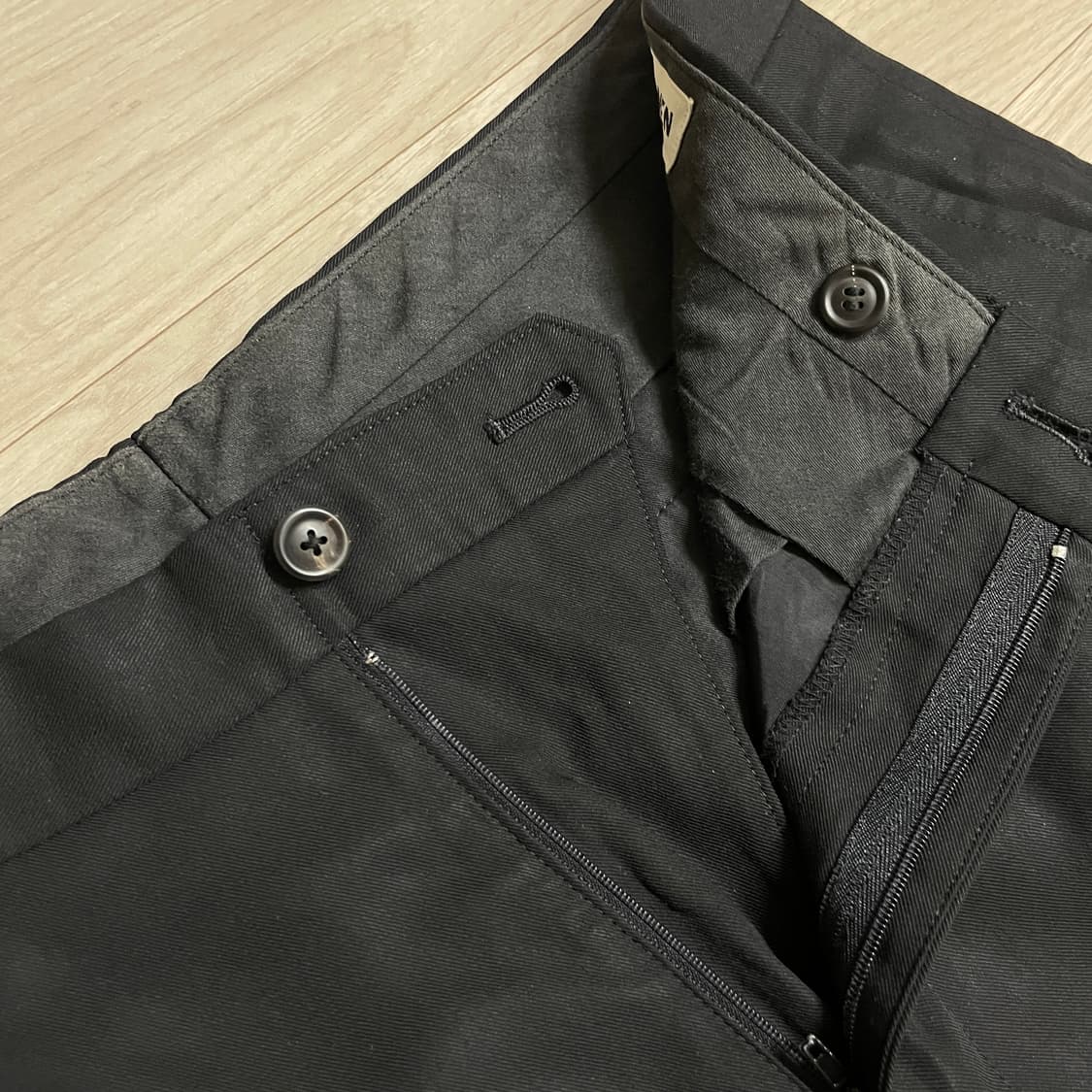 Issey miyake 이세이 미야케 투턱 와이드 슬랙스 팬츠 상품이미지4