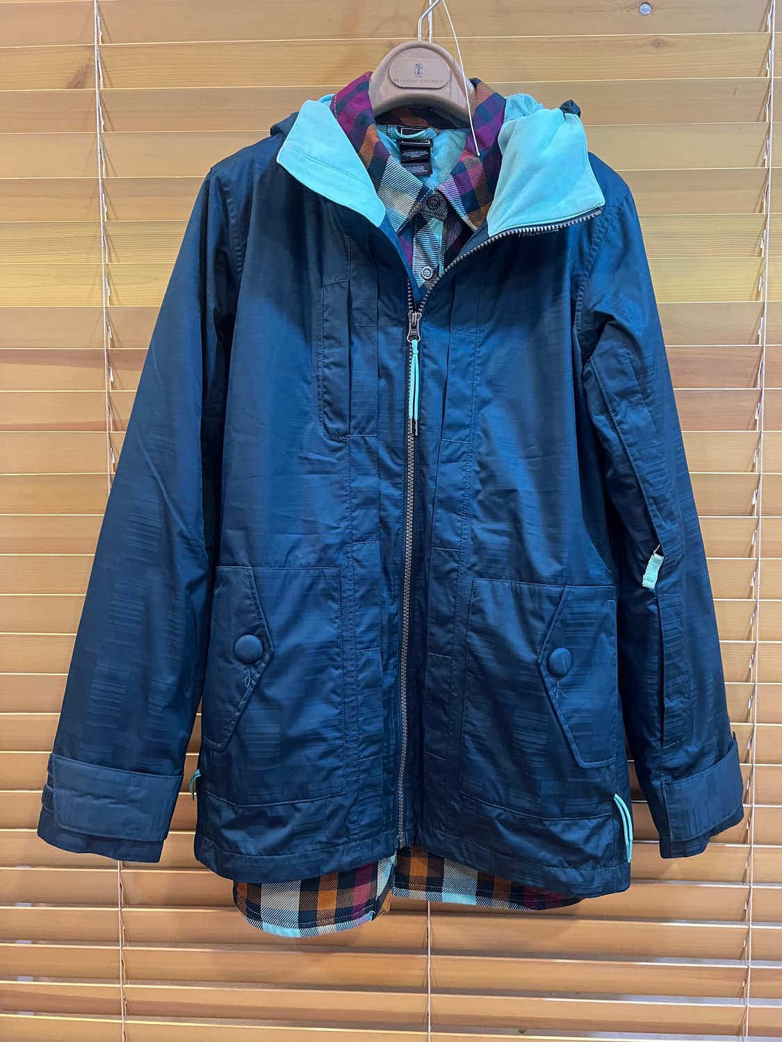 노스페이스 여성 네이비 후드집업점퍼 패딩셔츠 셋업 상품이미지2