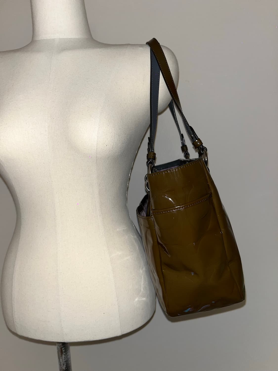 🎉BLACK FRIDAY🎉 Coach kaki bag 상품이미지8