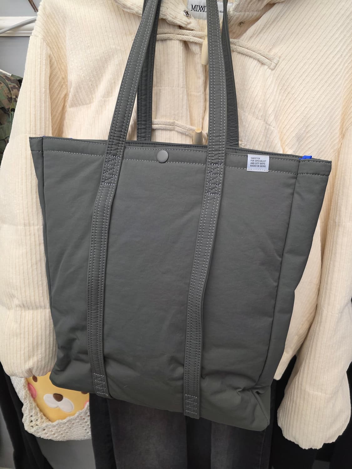 스위치 브리프 토트 스톤 그레이 상품이미지1