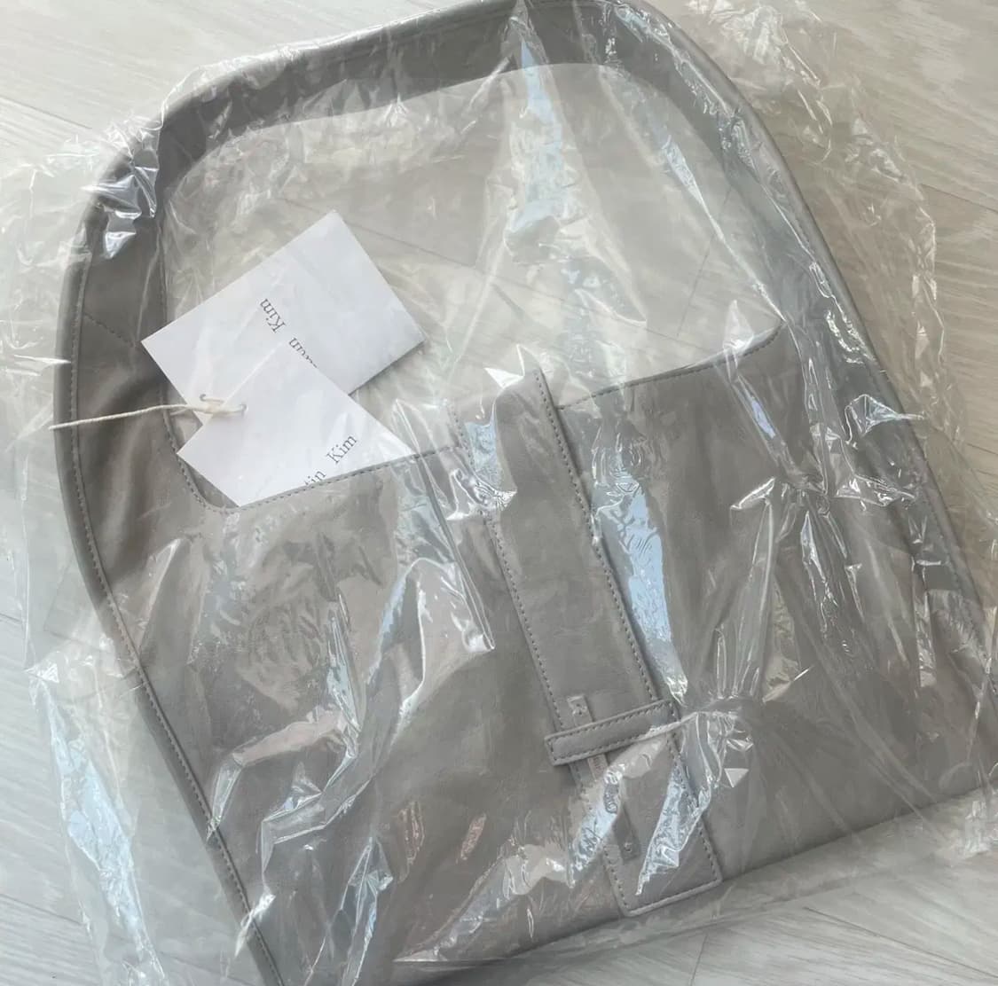 마뗑킴 베루 스퀘어 숄더백 그레이 verrou bag grey 상품이미지2