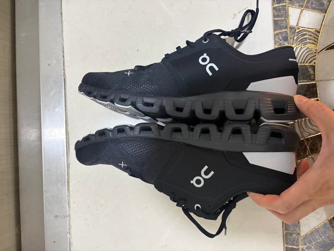 온러닝 클라우드 X 3 블랙 295 판매 상품이미지4