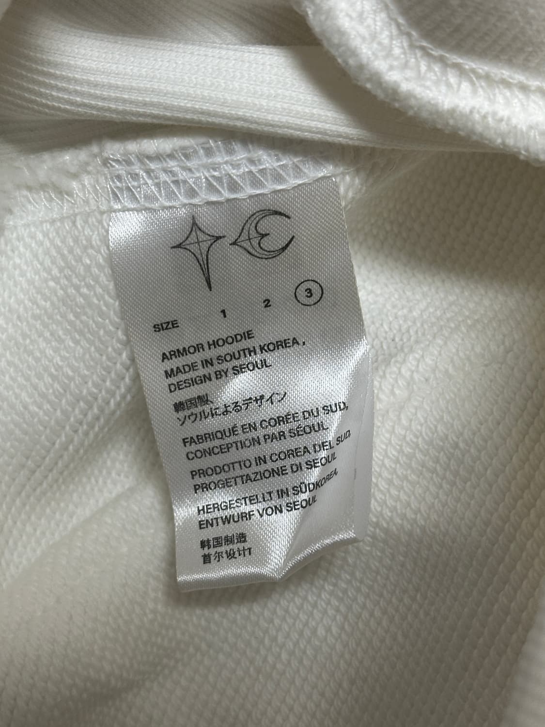 떠그클럽 아머 후드티 화이트 3 상품이미지4