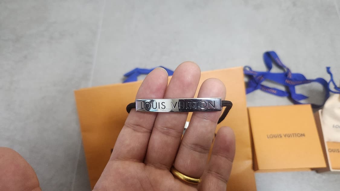 루이비통 팔찌 LV페이스 블랙 A급상품(짭아님) 상품이미지10