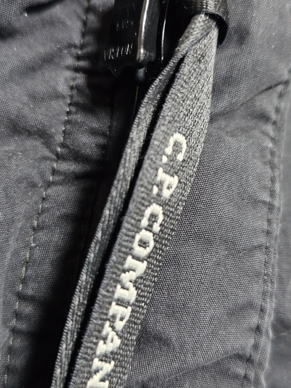 CP컴퍼니 가먼트다잉 라쿤포 패딩 48 정품 상품이미지5