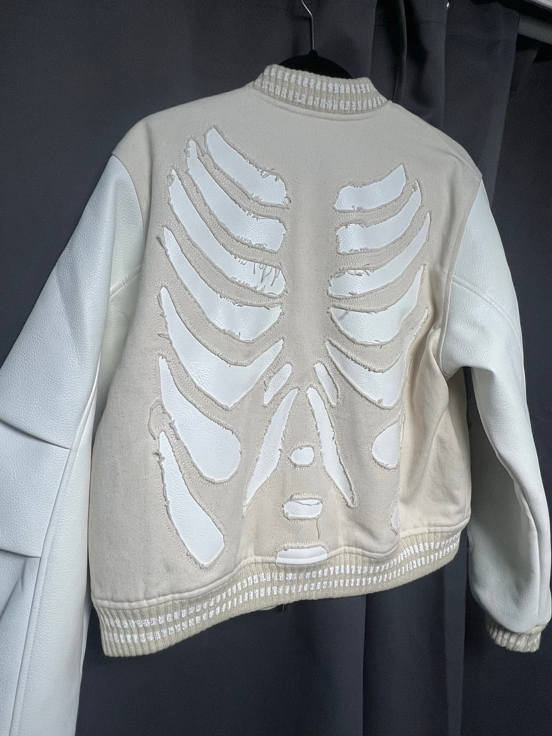 써저리 바시티 상품이미지2