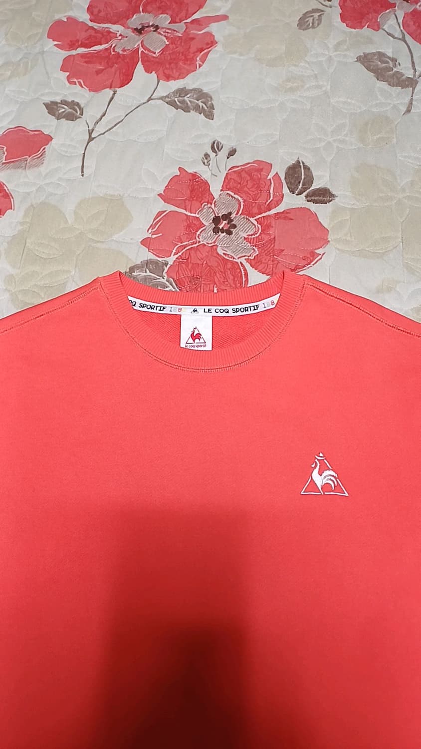 르꼬끄 맨투맨 실측100 가슴54 기장71 상품이미지2