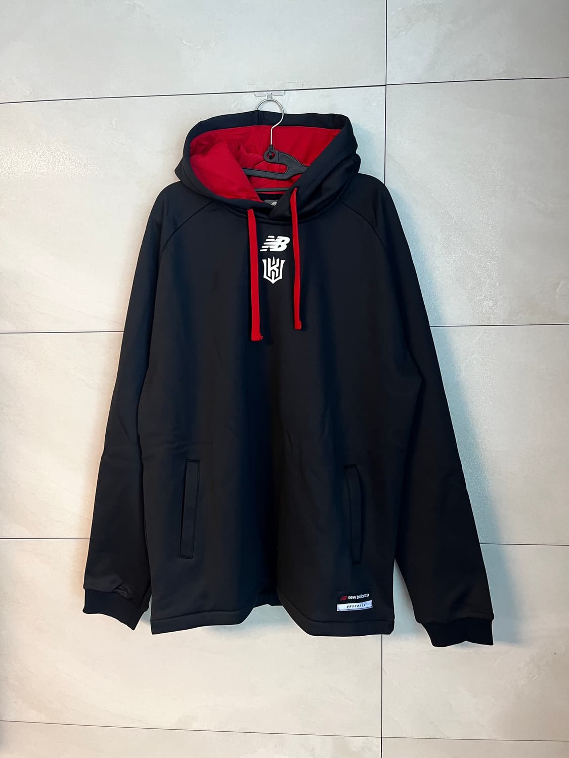 [2XL/110] KT케이티 위즈X뉴발란스 후드티 블랙 상품이미지4