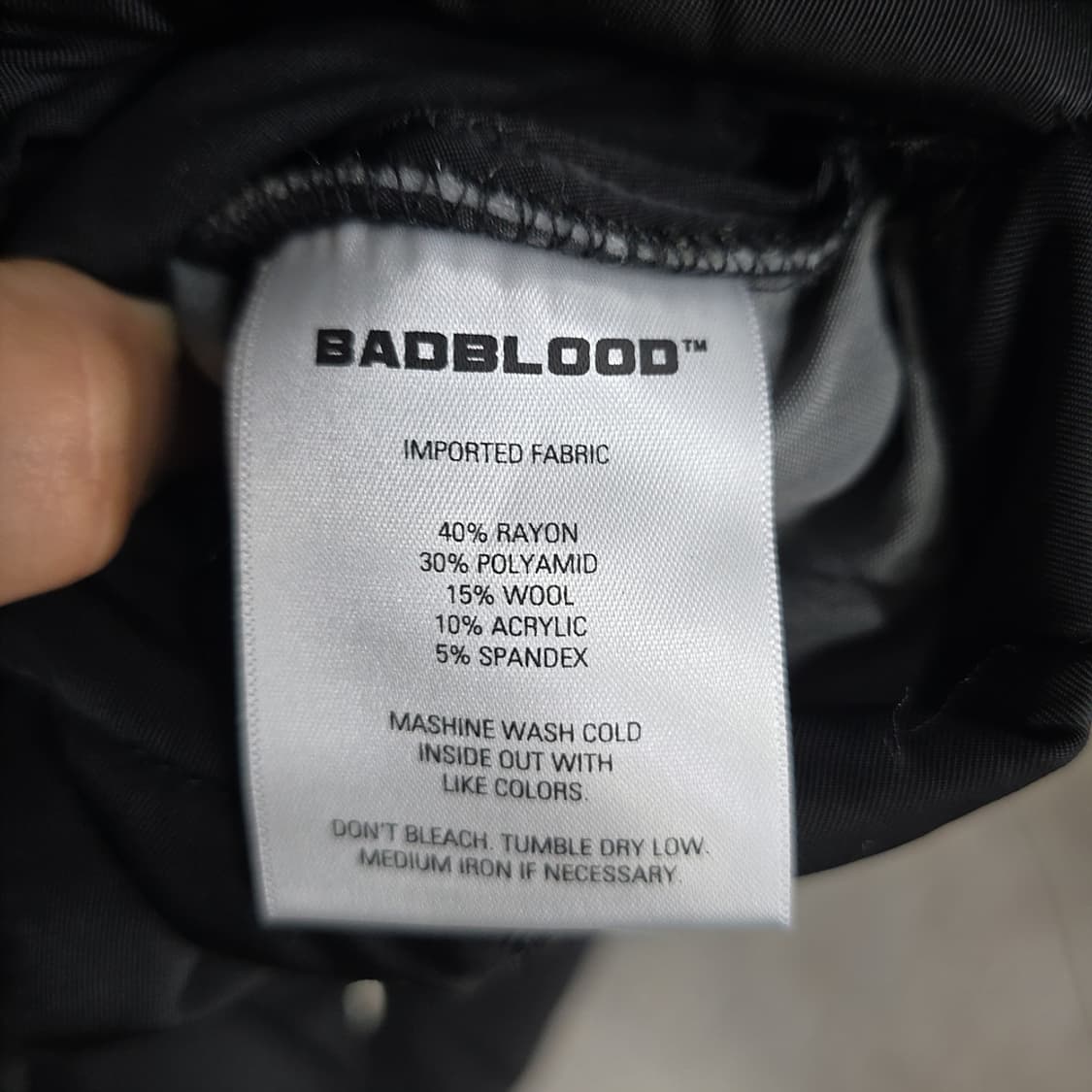 새제품) 배드블러드 패딩 베스트 크롭 블랙 L 상품이미지9