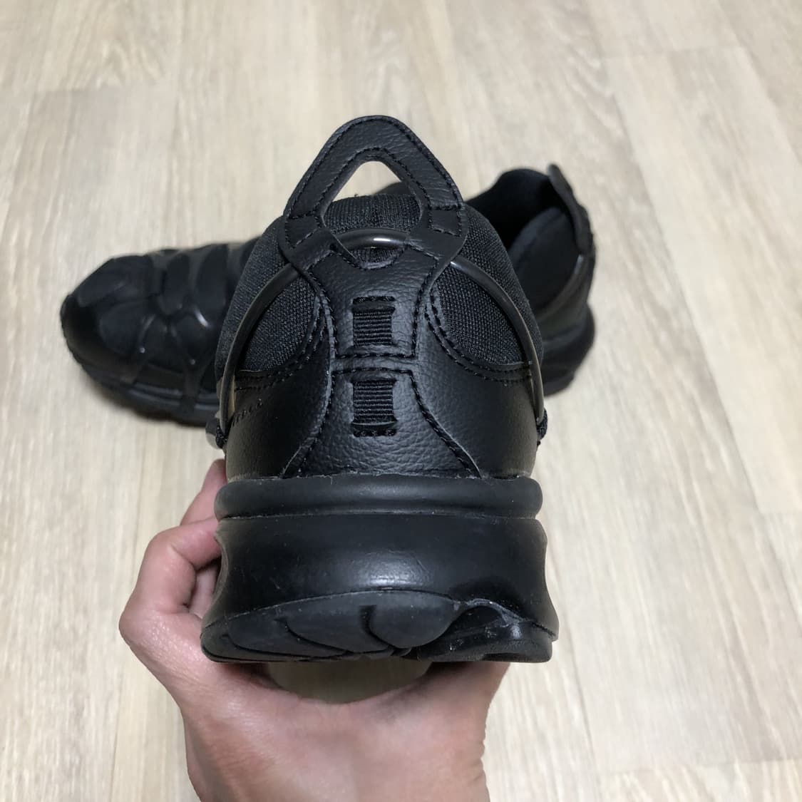 (285) 나이키 NIKE 에어 쿠키니 트리플 블랙 Air Kukini 상품이미지5