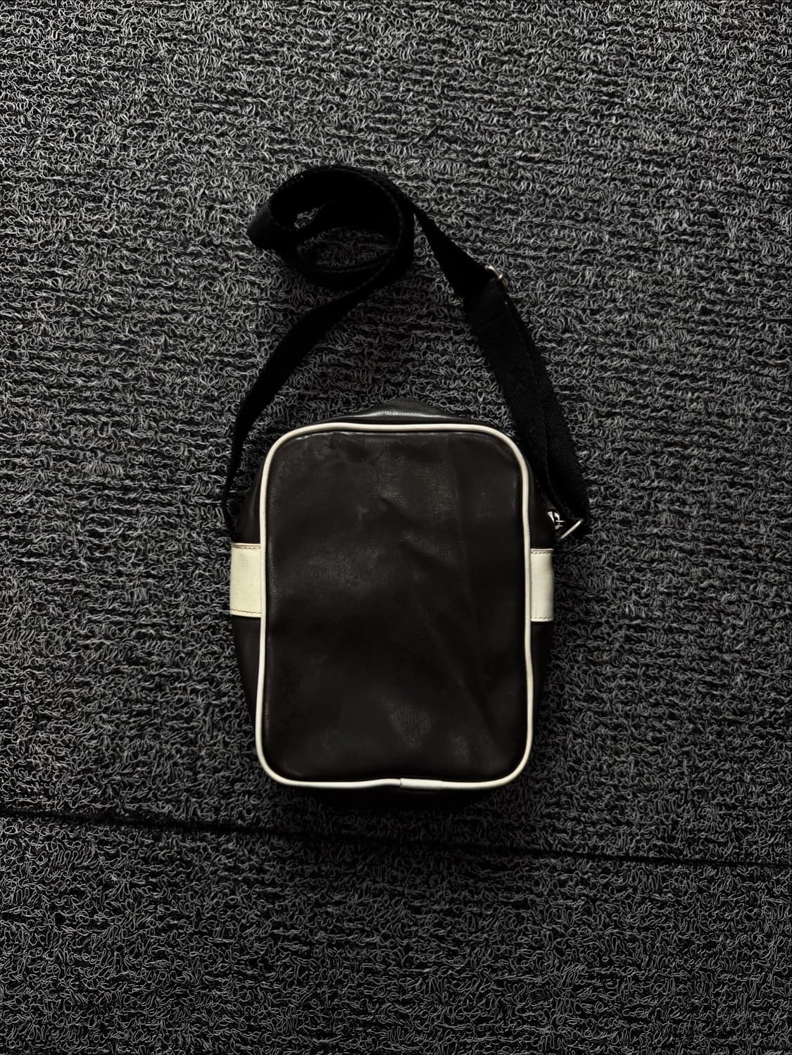 00s 컨버스 올드스쿨 빅로고 레더 크로스백 890 상품이미지2