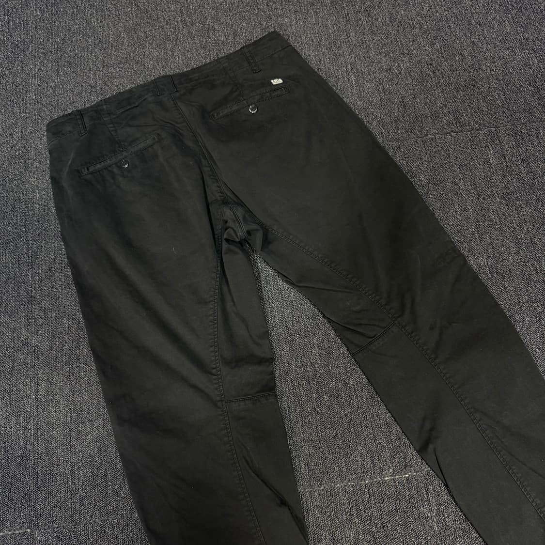 CP컴퍼니 ERGONOMIC FIT 팬츠 상품이미지5