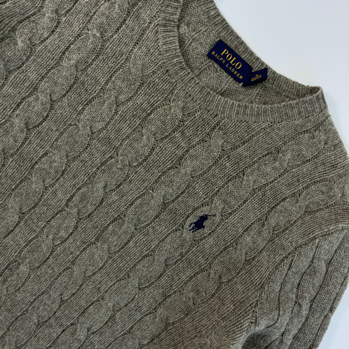 Polo  폴로 랄프로렌 자수 코튼 메리노울 그레이 꽈배기 니트 상품이미지3