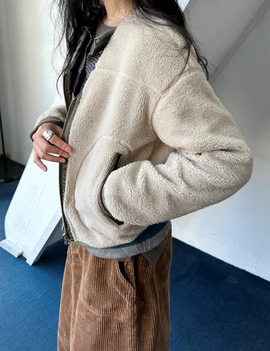 Boa fleece design cropped zip jacket 상품이미지8