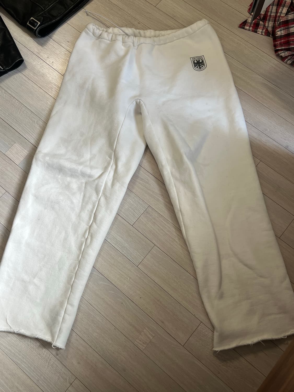 이지 벌처스 화이트 1사이즈 상품이미지1