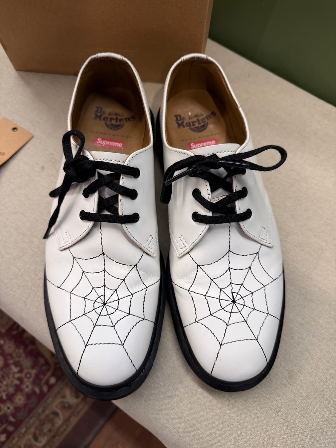 슈프림 닥터마틴 스파이더웹 화이트 us8 41사이즈  상품이미지2