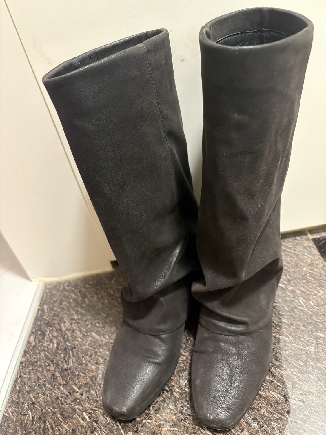 스웨이드 폴딩 롱부츠 상품이미지1