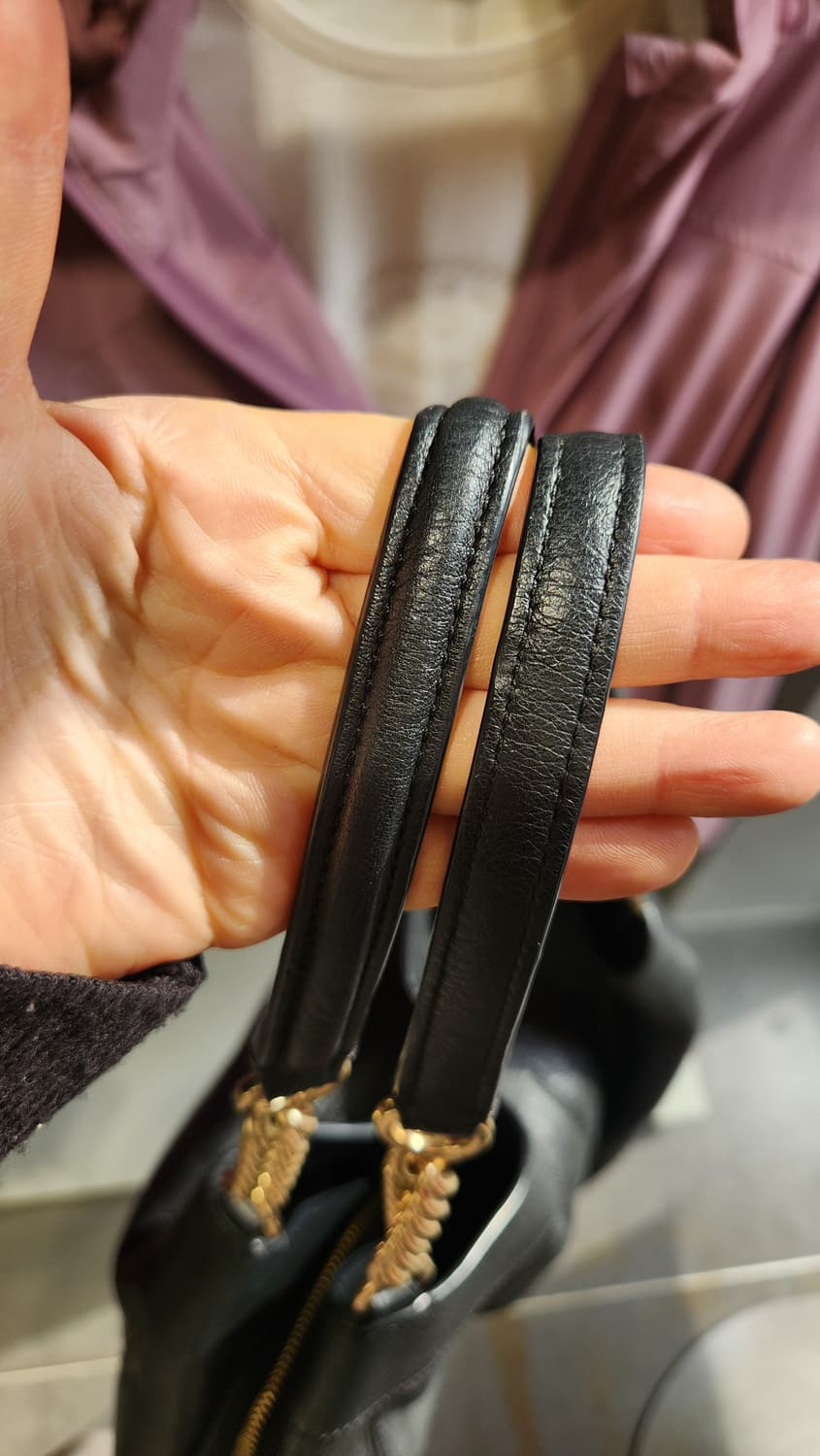 코치 블랙 숄더백 상품이미지3