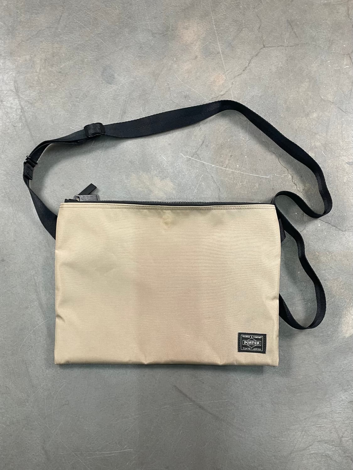 요시다 포터 크로스백 상품이미지1