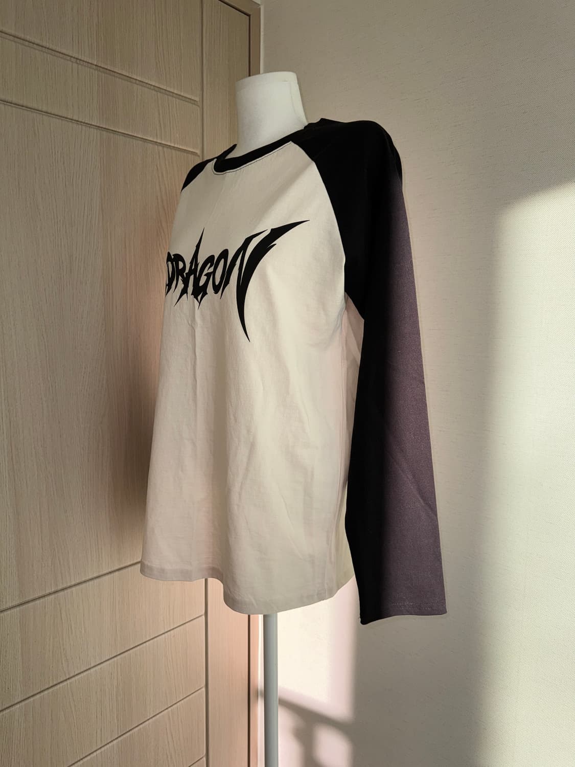 지드래곤 위버멘쉬 래글런 롱슬리브 티셔츠 (새상품) 상품이미지3