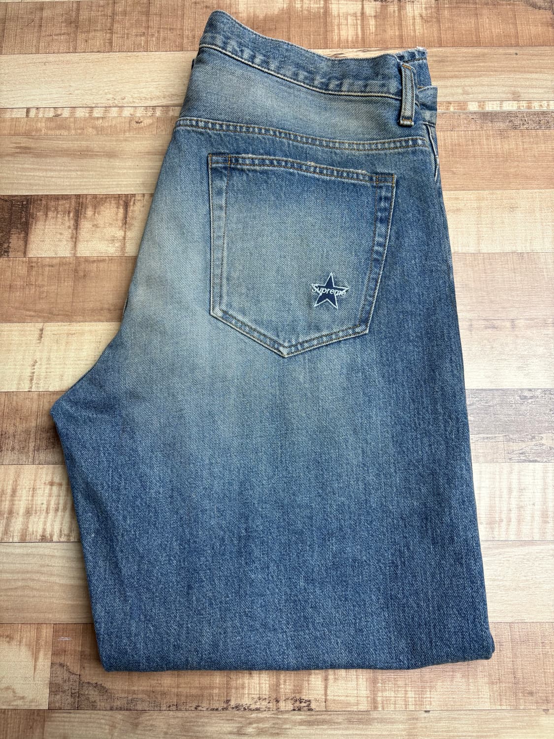 슈프림 디스트레스드 루즈핏 셀비지 워시드 진 34 상품이미지3
