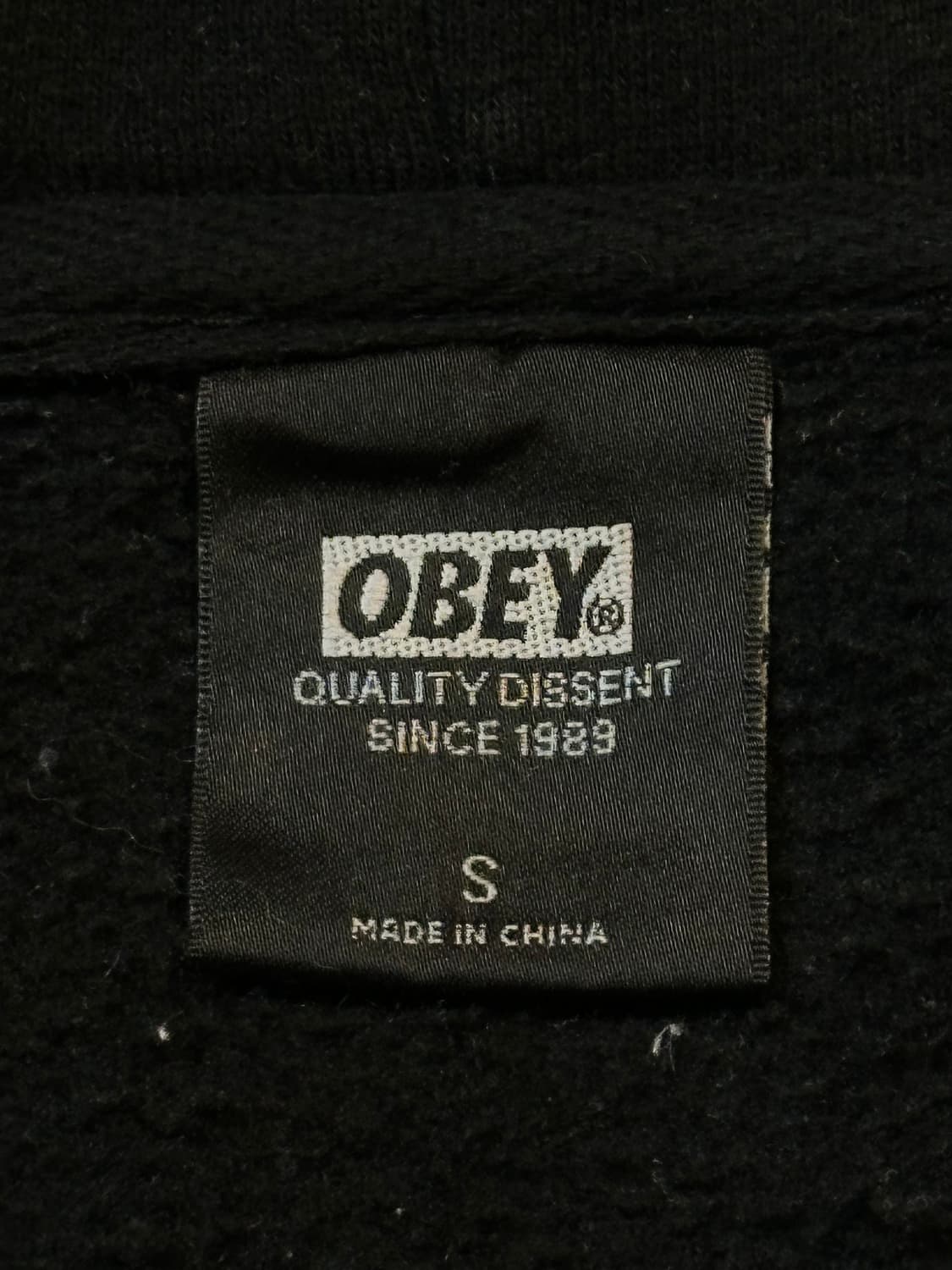 오베이 OBEY 월드와이드 백로고 후드티 블랙 상품이미지5