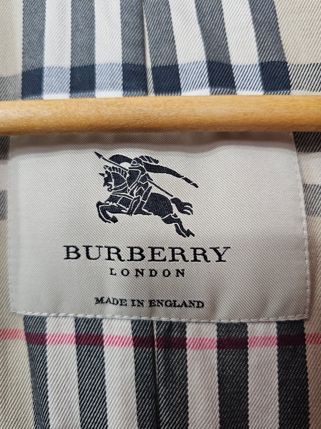 정품 버버리 핑크 트렌치 코트 55 상품이미지10