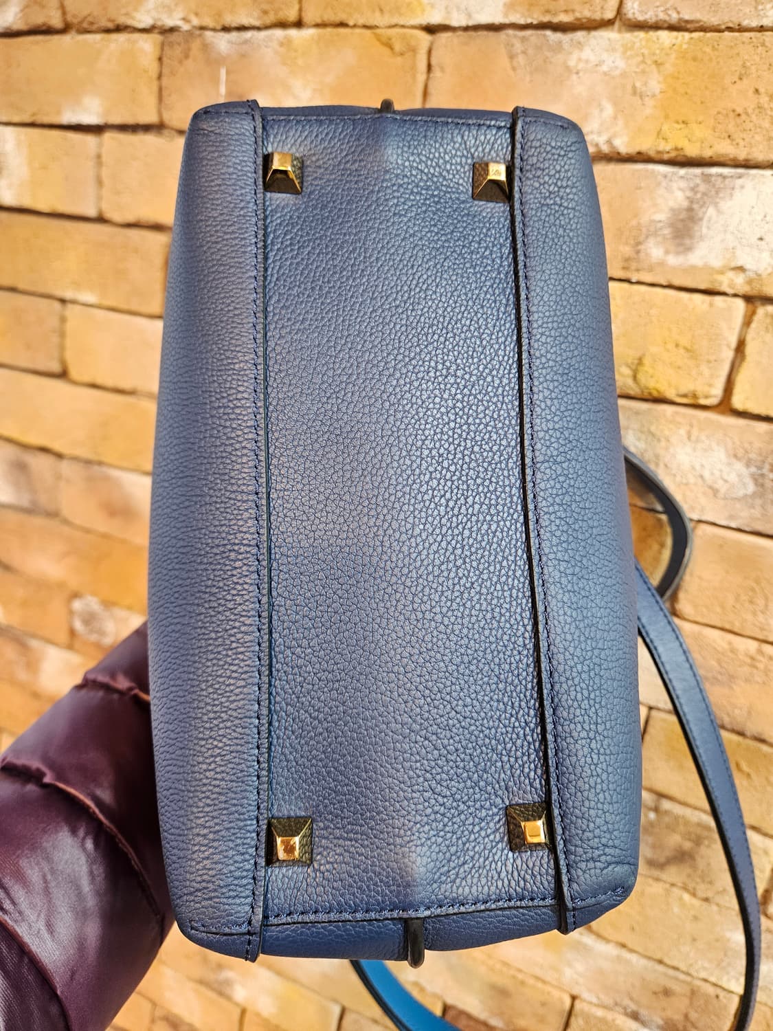 상태최상)MCM 네이비 가죽 가방 상품이미지3