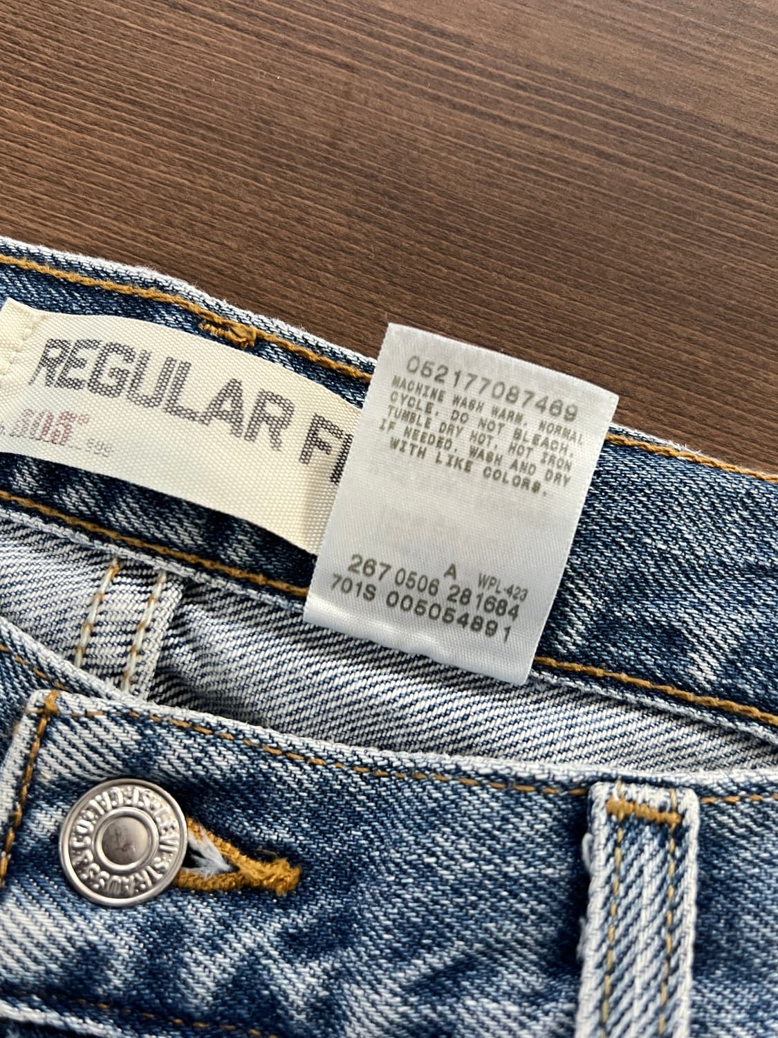 00s Levis 리바이스 505 레귤러 핏 연청 데님 팬츠  상품이미지8