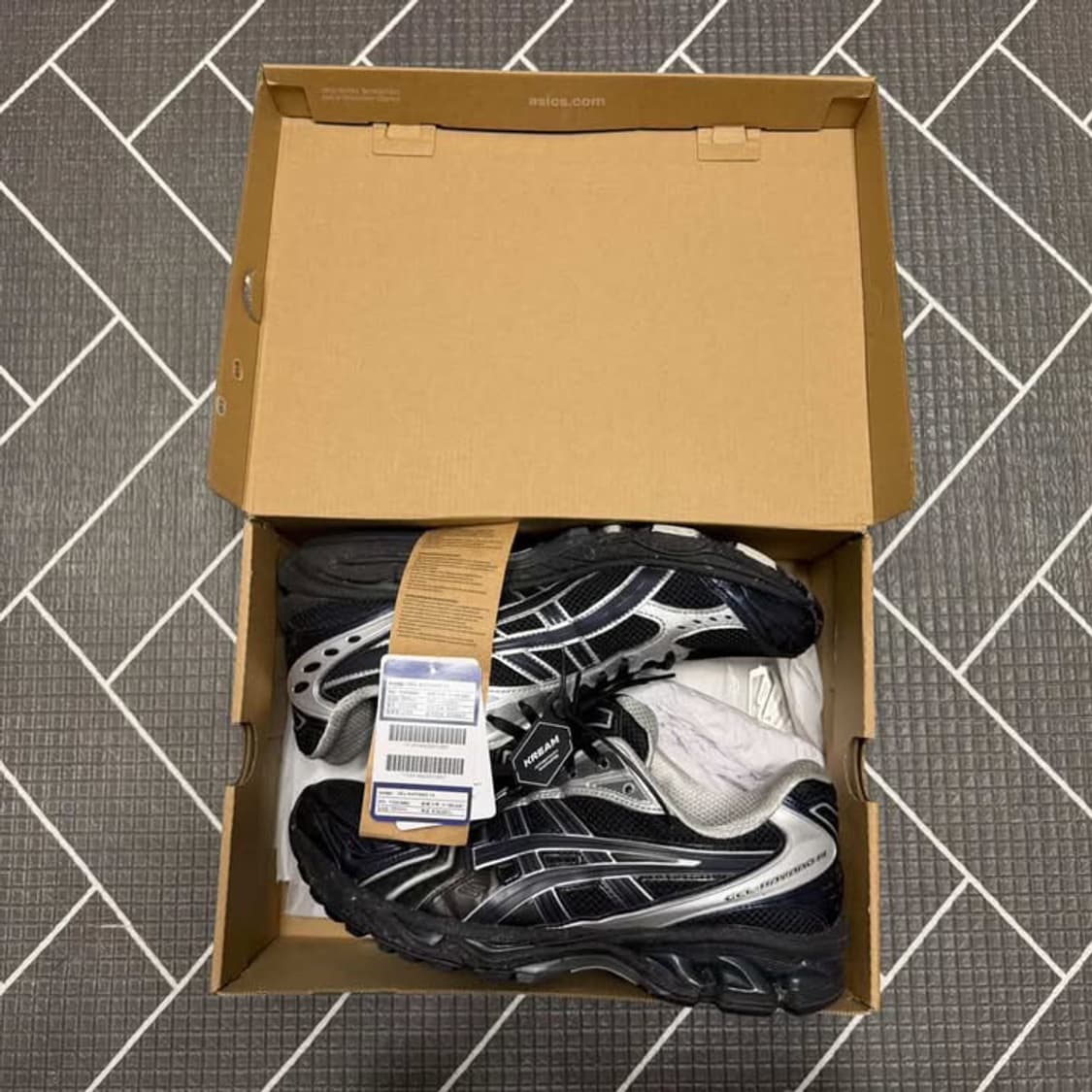 [285] 아식스 x 언더마이카 x 아트모스 젤카야노 14 블랙 상품이미지1