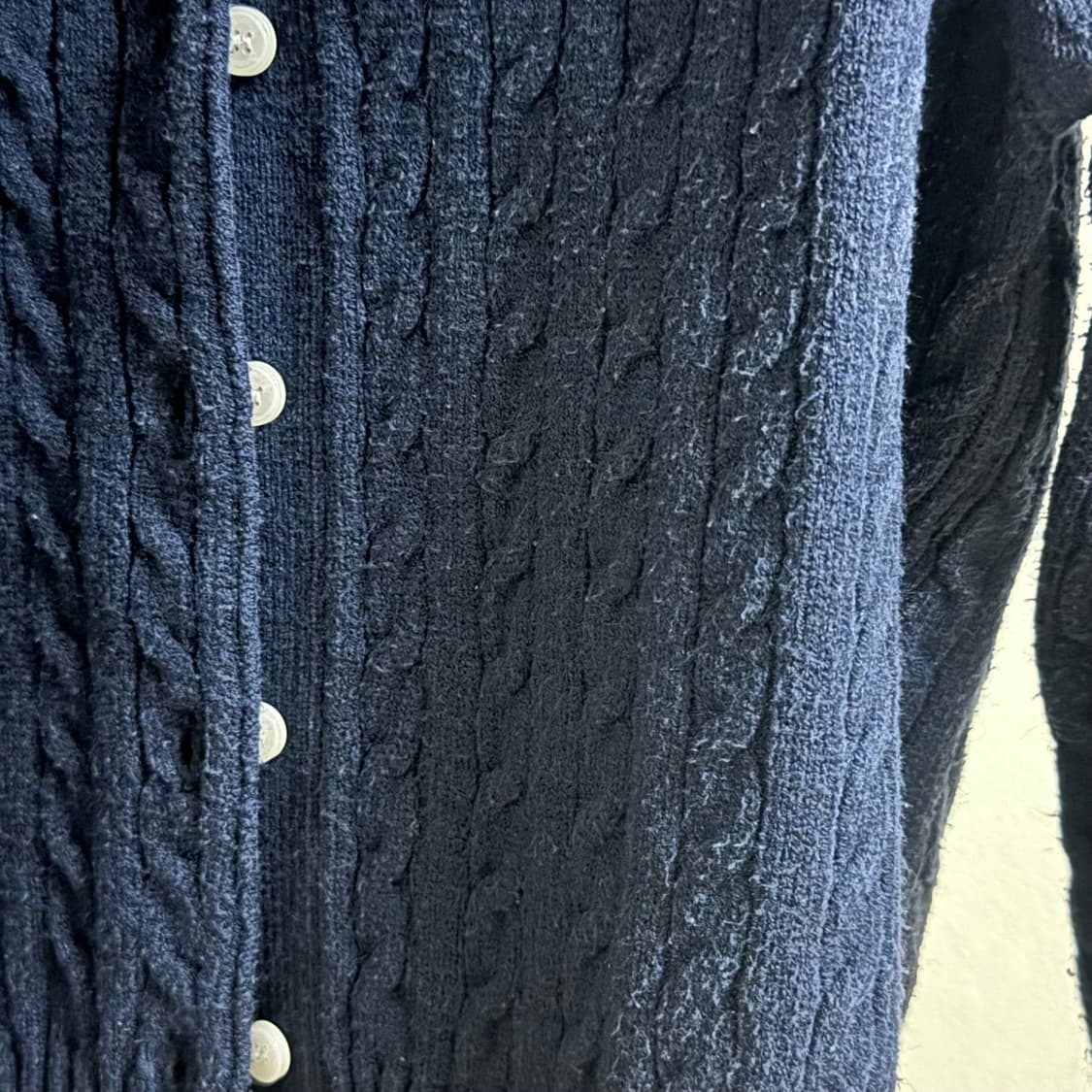 제네럴아이디어 케이블 꽈배기 니트 가디건 네이비 S 상품이미지5