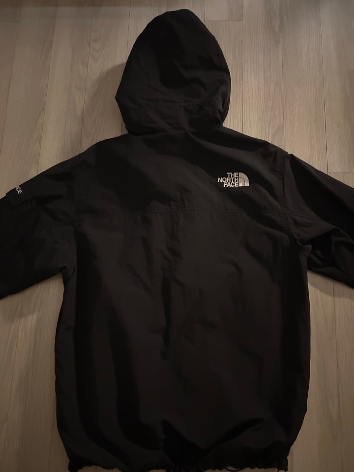 노스페이스 바람막이 상품이미지3