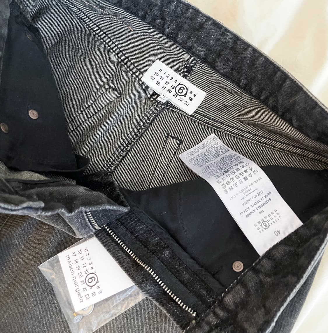 마르지엘라 MM6 워싱 데님 스커트 상품이미지5