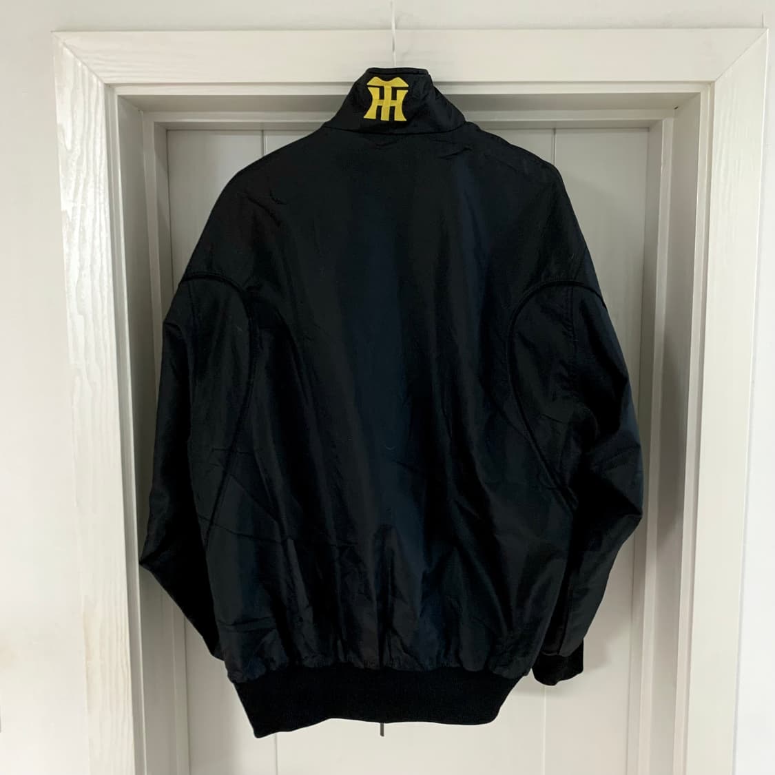 데상트 재팬 x 한신 타이거즈 나일론 블루종 자켓 상품이미지4