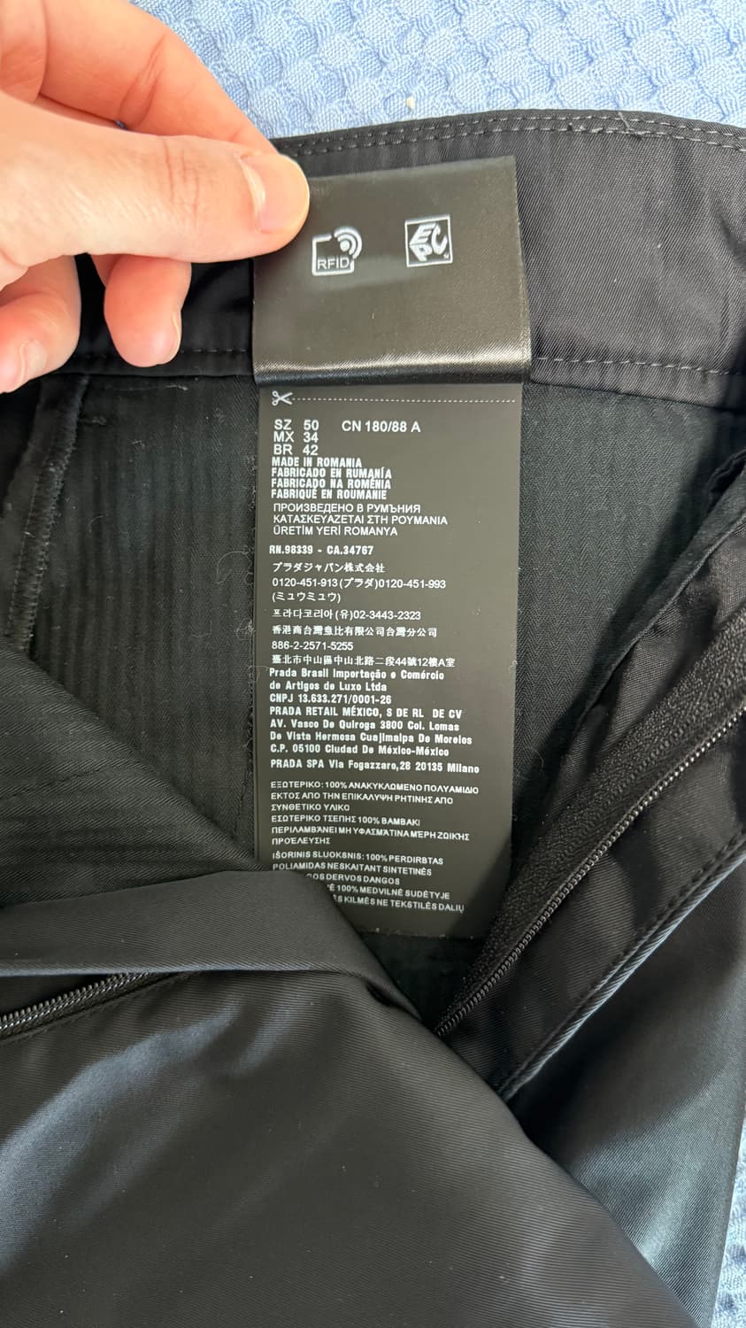 프라다 리나일론 버뮤다쇼츠 50  상품이미지7