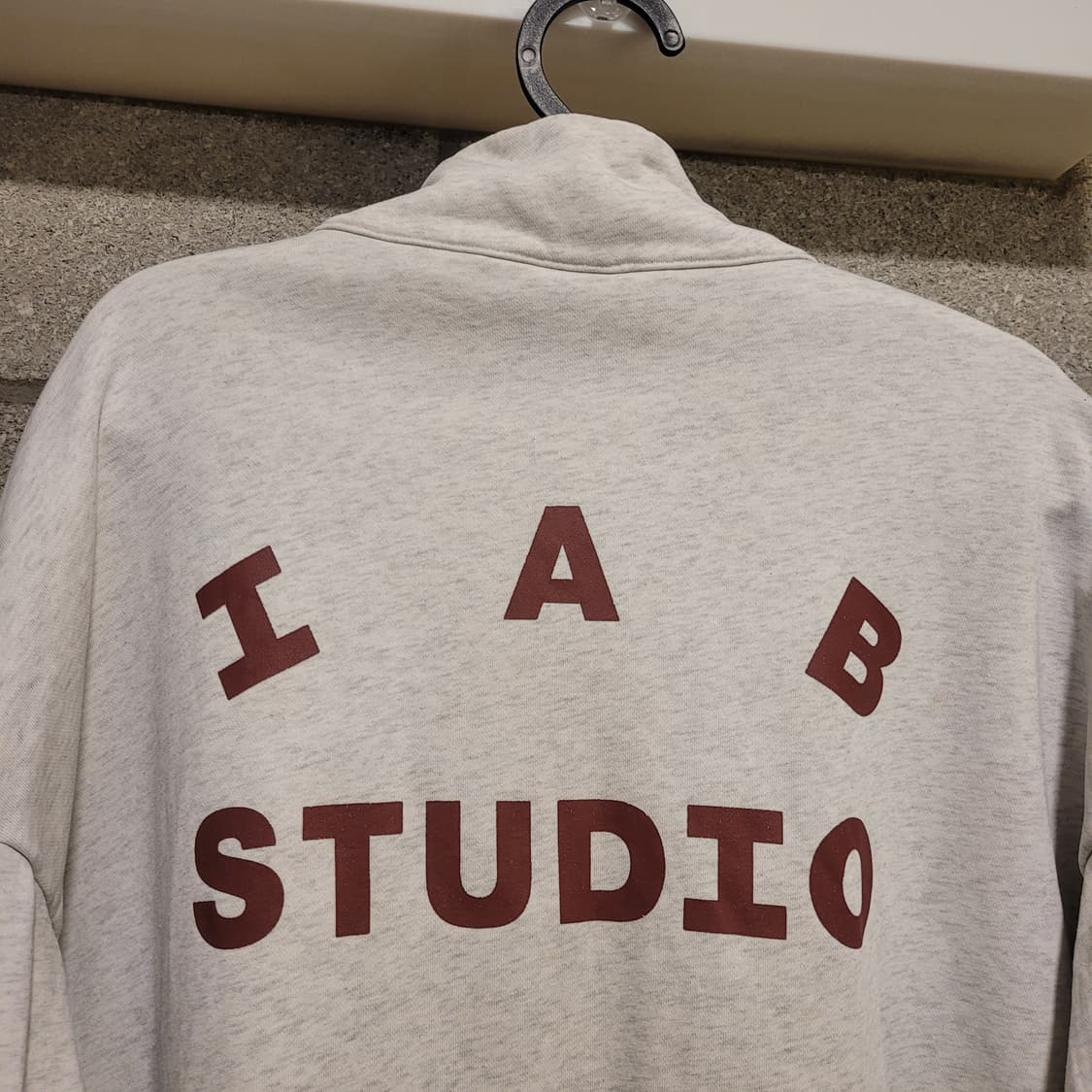 아이앱 스튜디오 하프집업 XL 상품이미지2