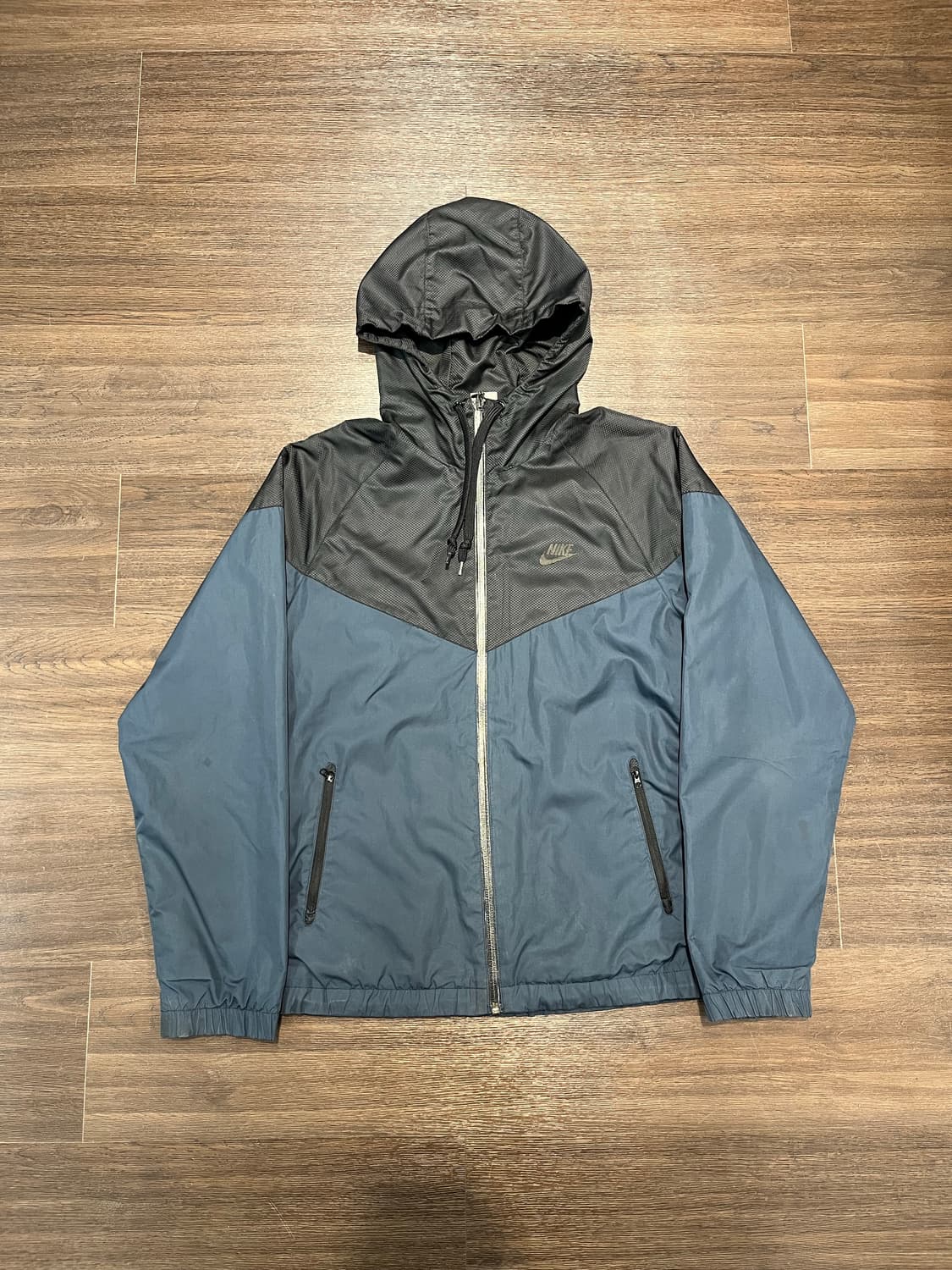 나이키 바람막이 상품이미지1