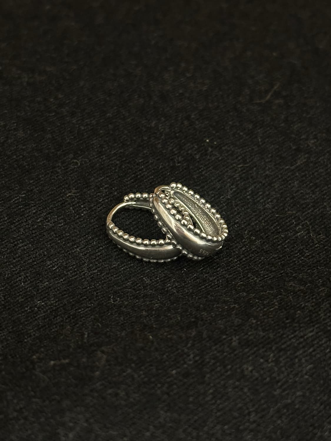 Beaded Edge Hoops 925Silver Earring 상품이미지1