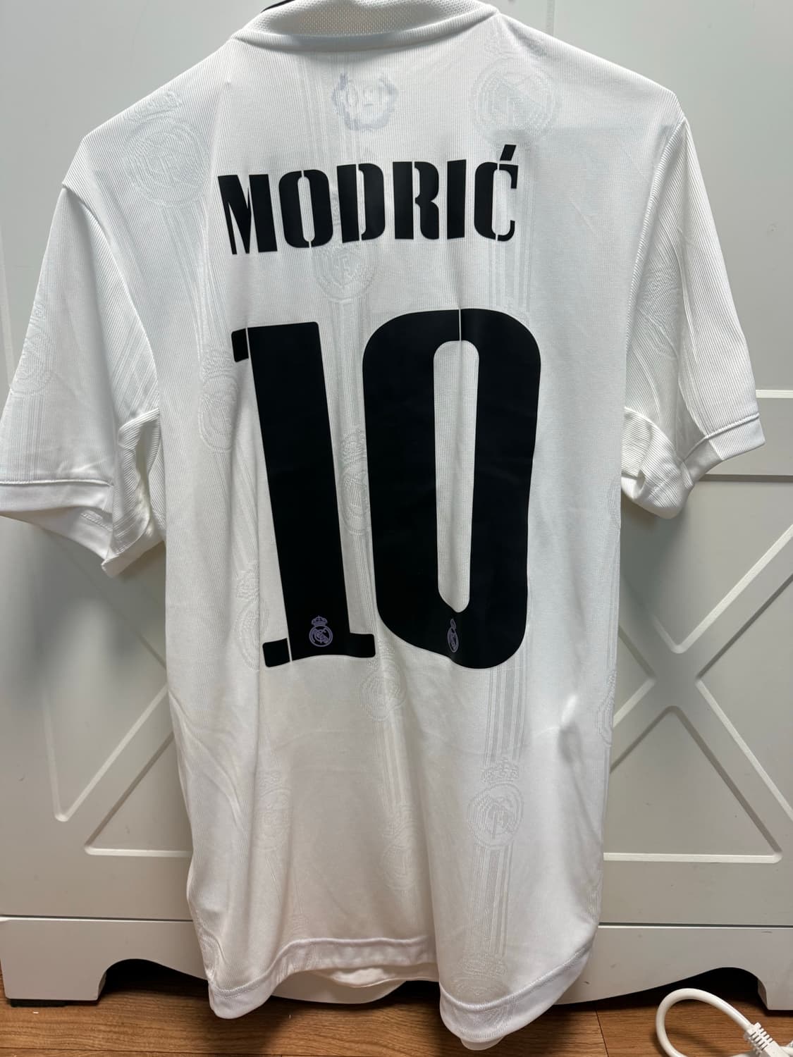 22-23 레알 마드리드 어센틱 모드리치 유니폼 상품이미지2