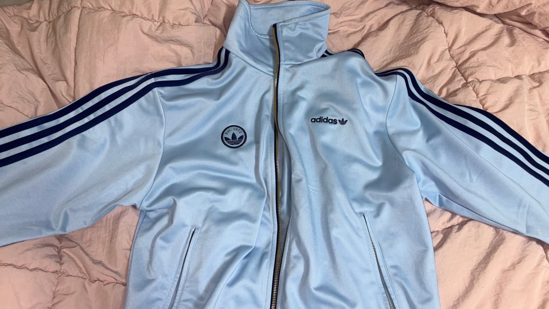 (W) 아디다스 파이어버드 배지 트랙 탑 클리어 스카이 m사이즈 상품이미지1