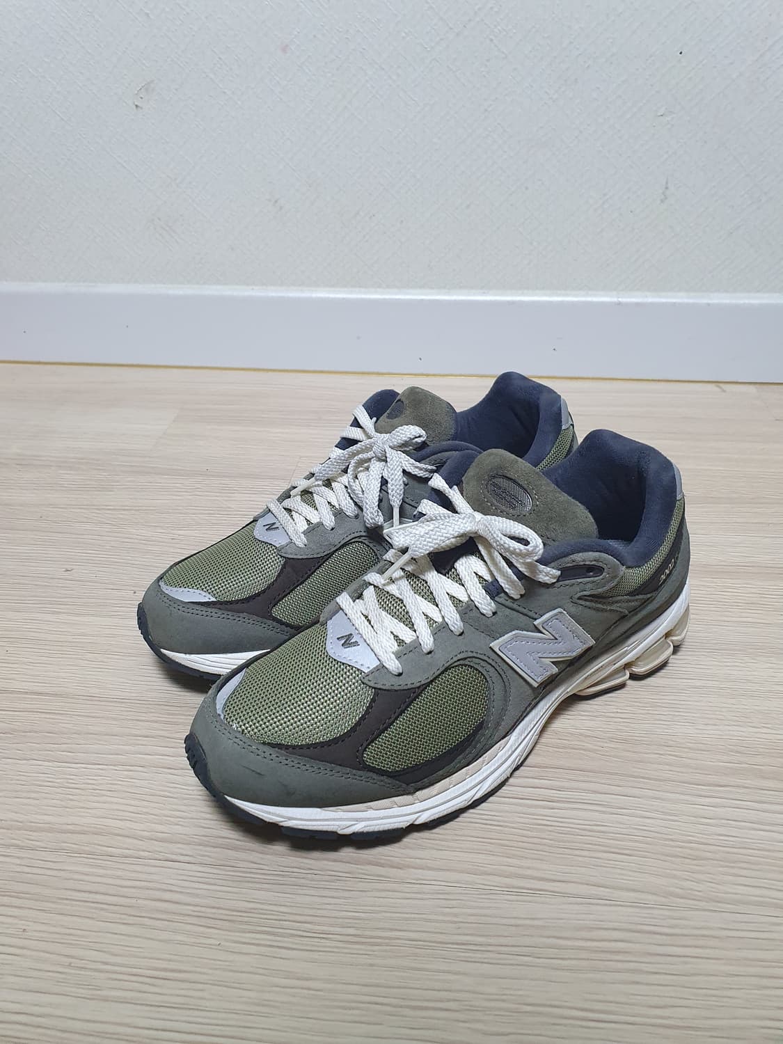 뉴발란스 2002R 운동화 270 상품이미지4