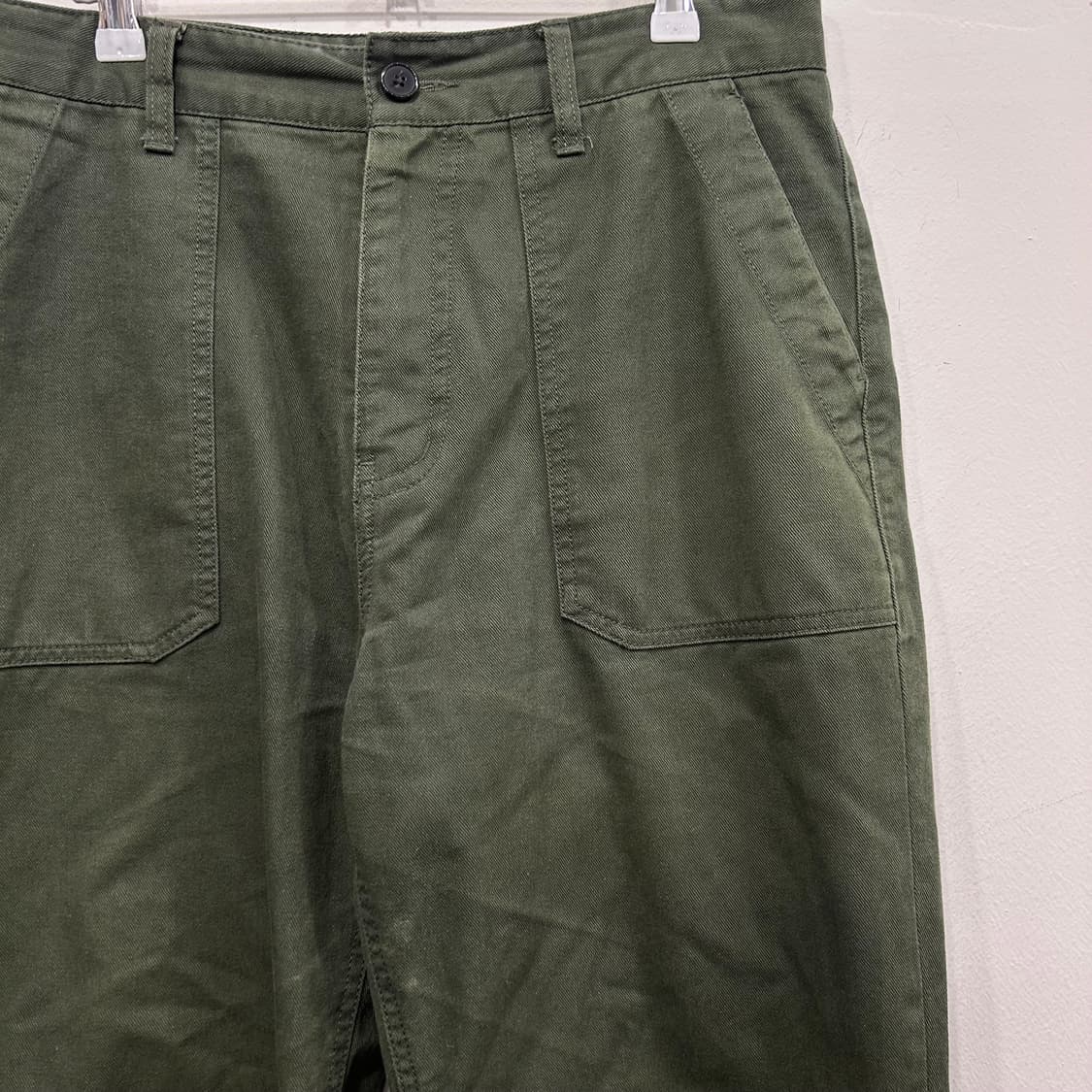 유니폼브릿지  테이퍼드핏 헤비코튼 퍼티그팬츠 상품이미지1