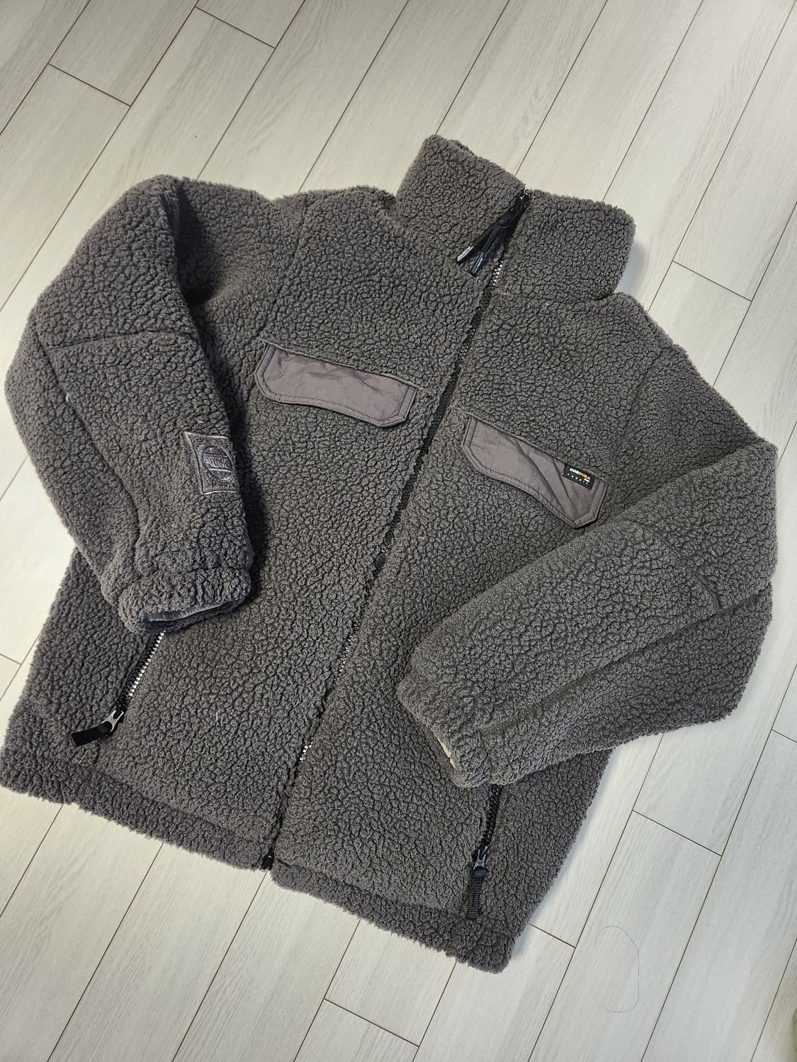 블랙야크 리버시블 U마카롱듀오플리스 다운 양면자켓 사이즈85

전체적으로 상품이미지1