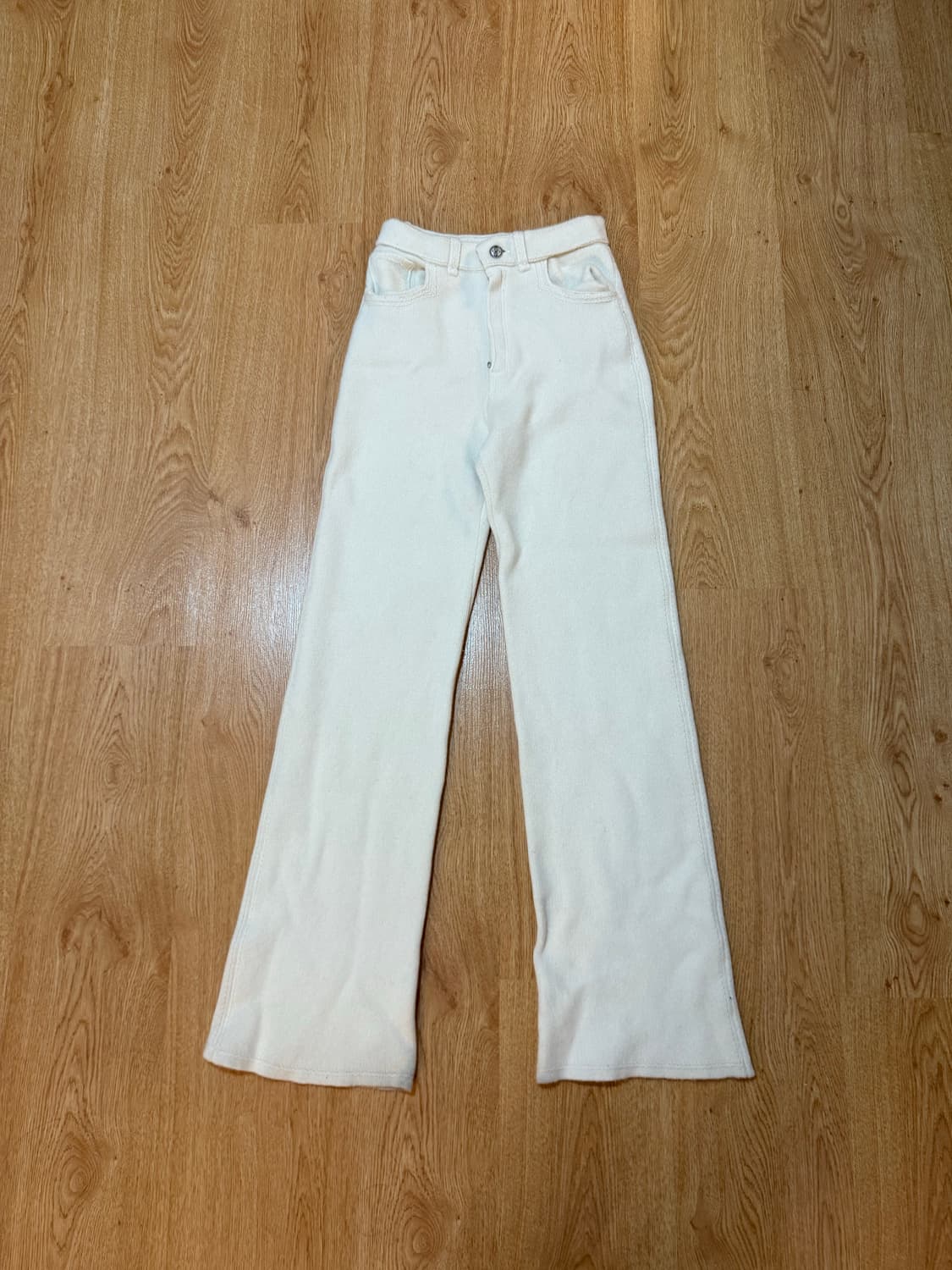 Barrie 배리 캐시미어 니트팬츠  상품이미지1