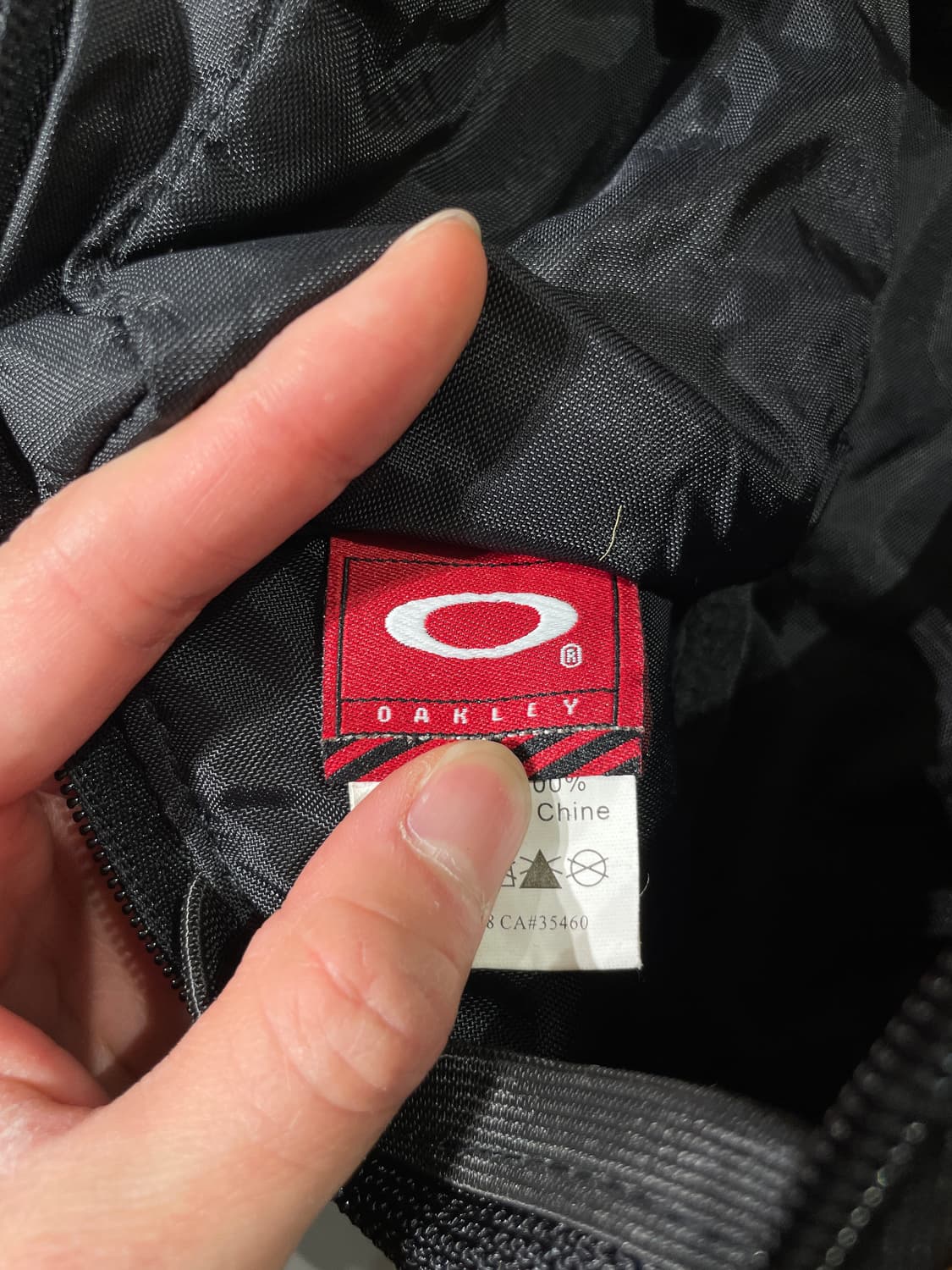 오클리 00’s 투 톤 테크니컬 슬링백 상품이미지7