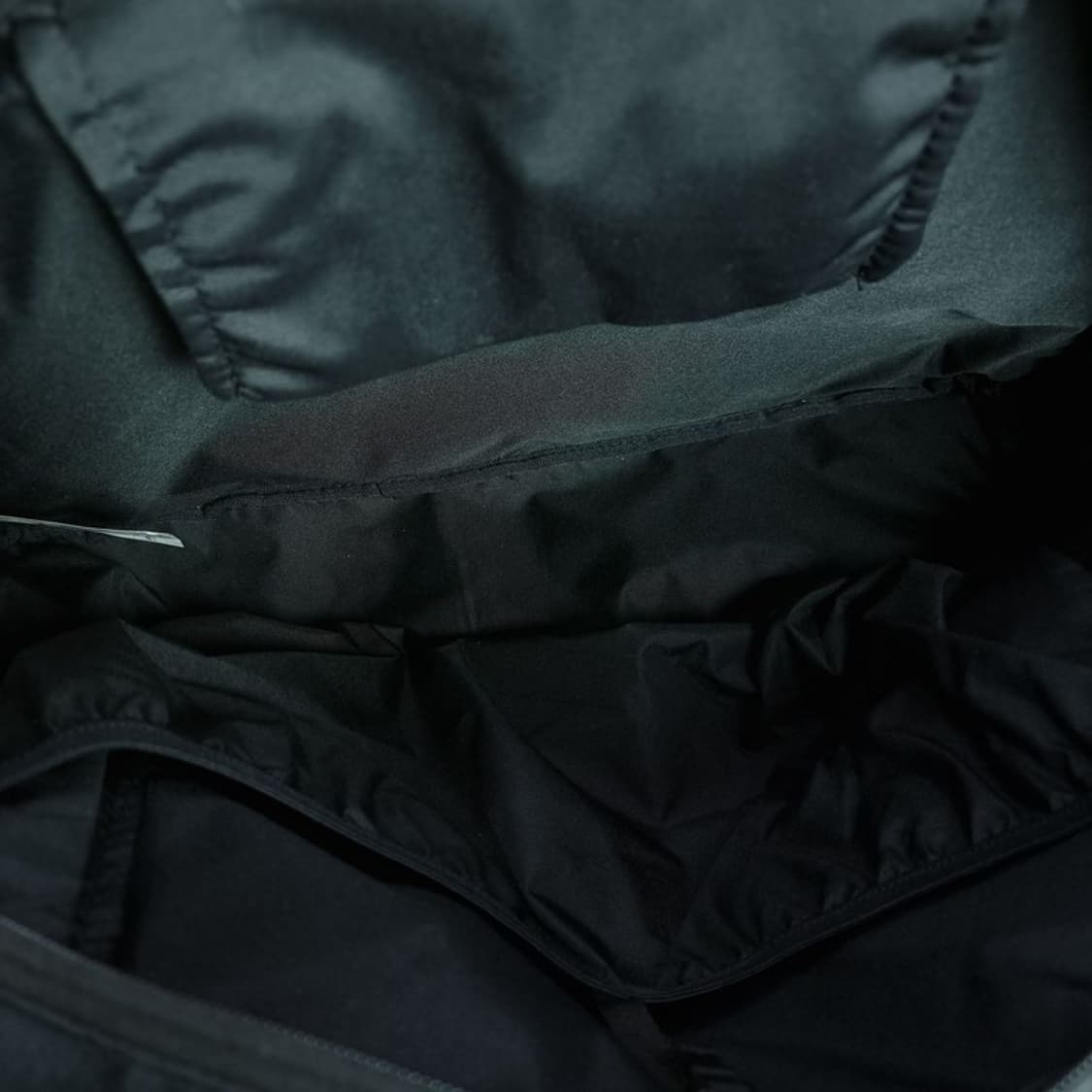 [나이키] 멀티 스우시 숄더백 블랙 M18970 상품이미지5