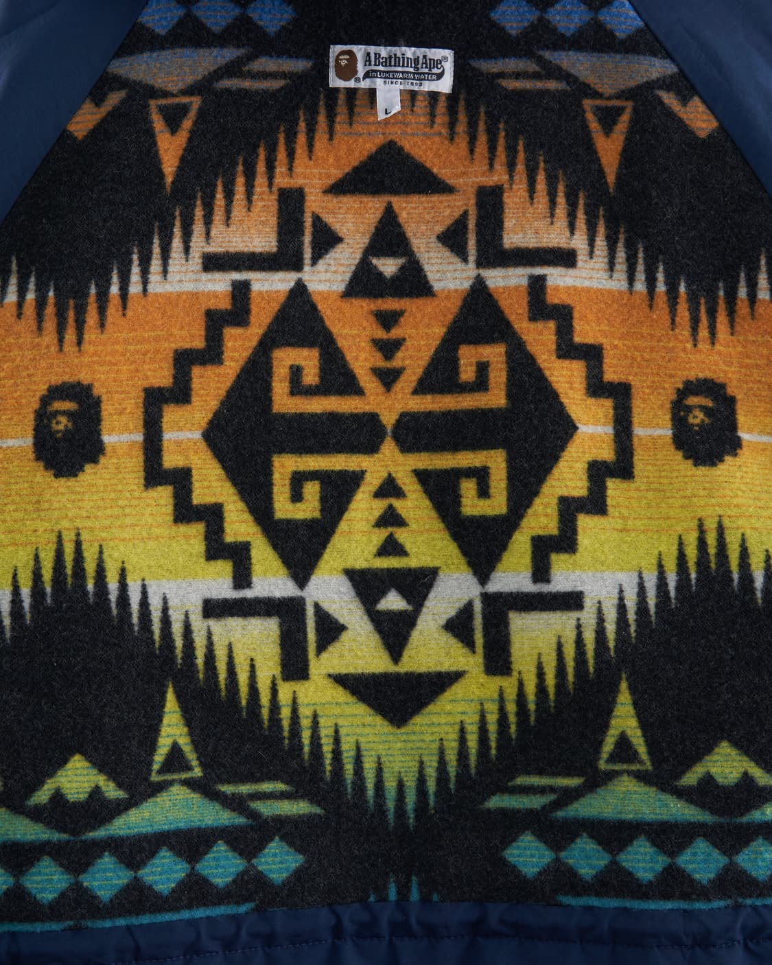 Bape 네이티드 패턴 마운틴 파카 블루종 상품이미지5