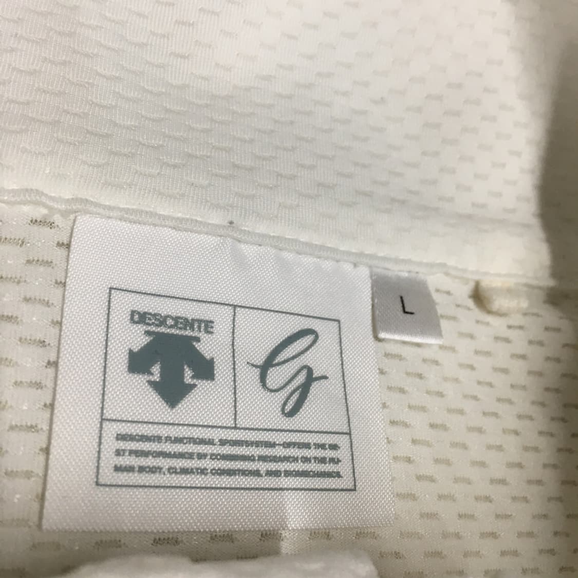 데상트 골프 여성 경량 집업자켓 CC23 상품이미지2