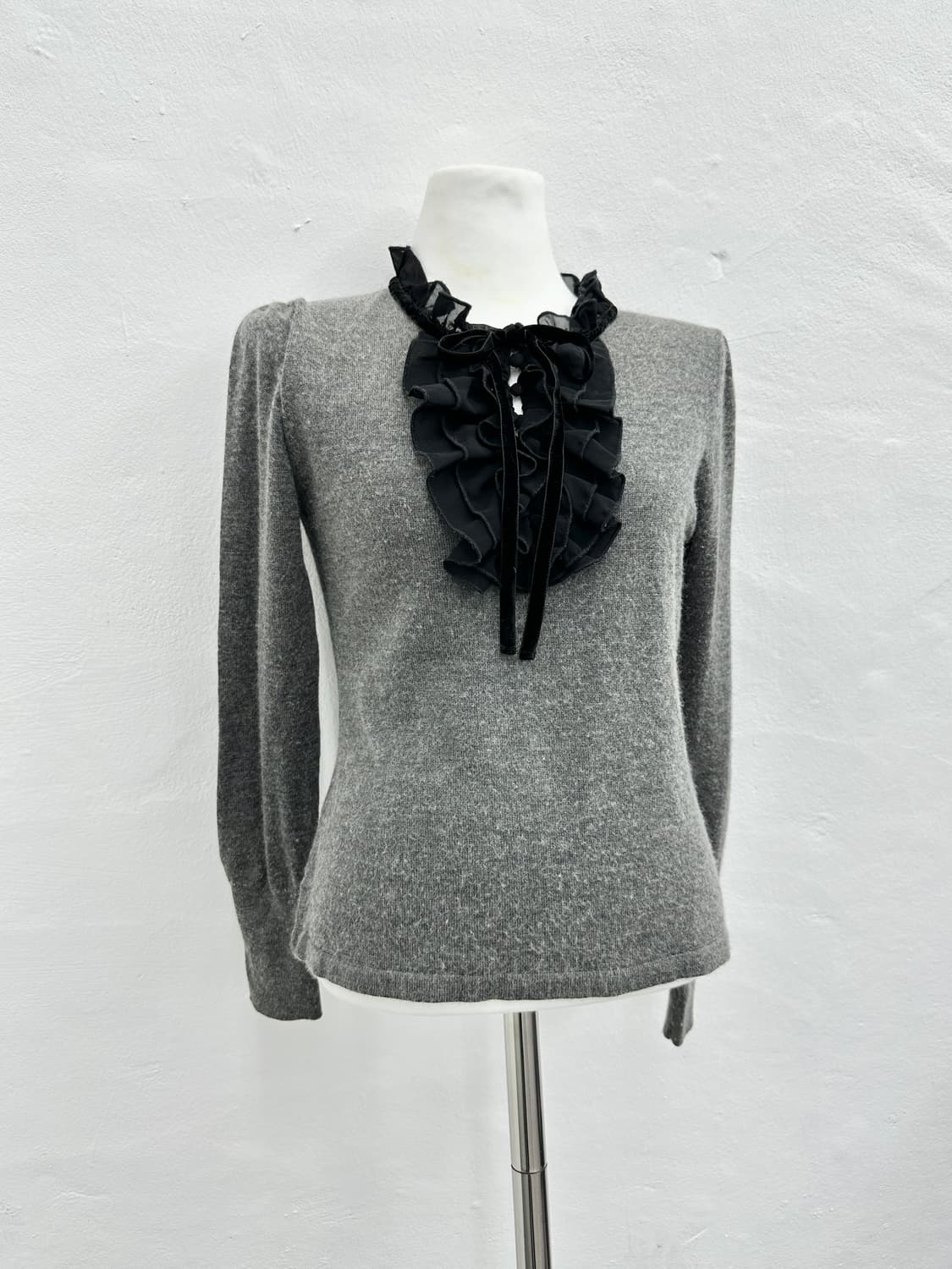 Vintage ribbon ruffle knit top 상품이미지1